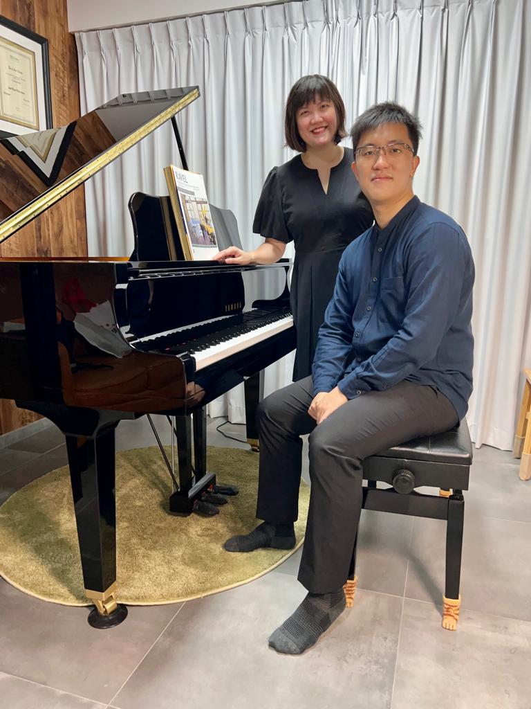 Adult piano diploma student
